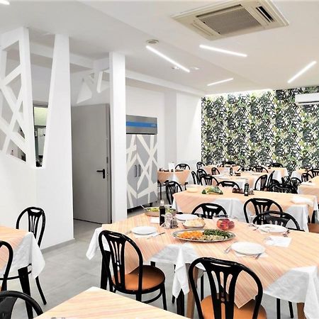 Hotel Madrid Rimini Extérieur photo