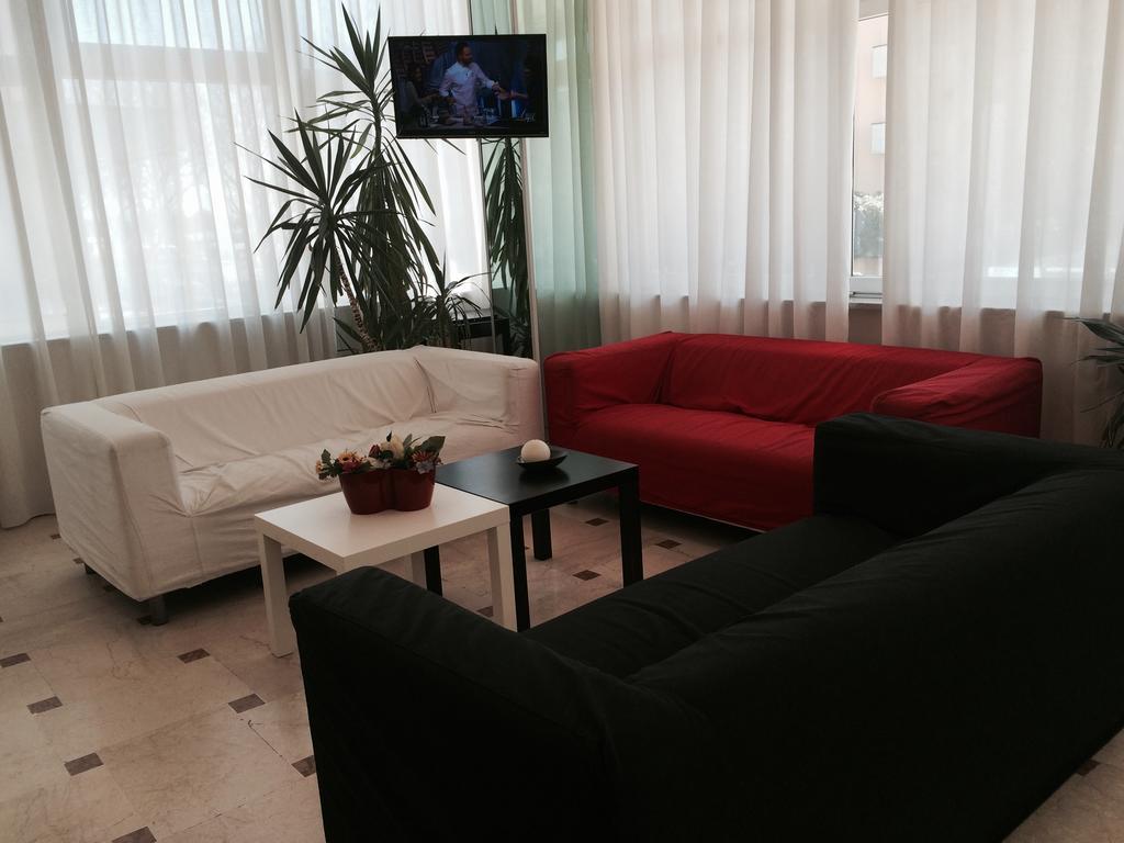 Hotel Madrid Rimini Extérieur photo