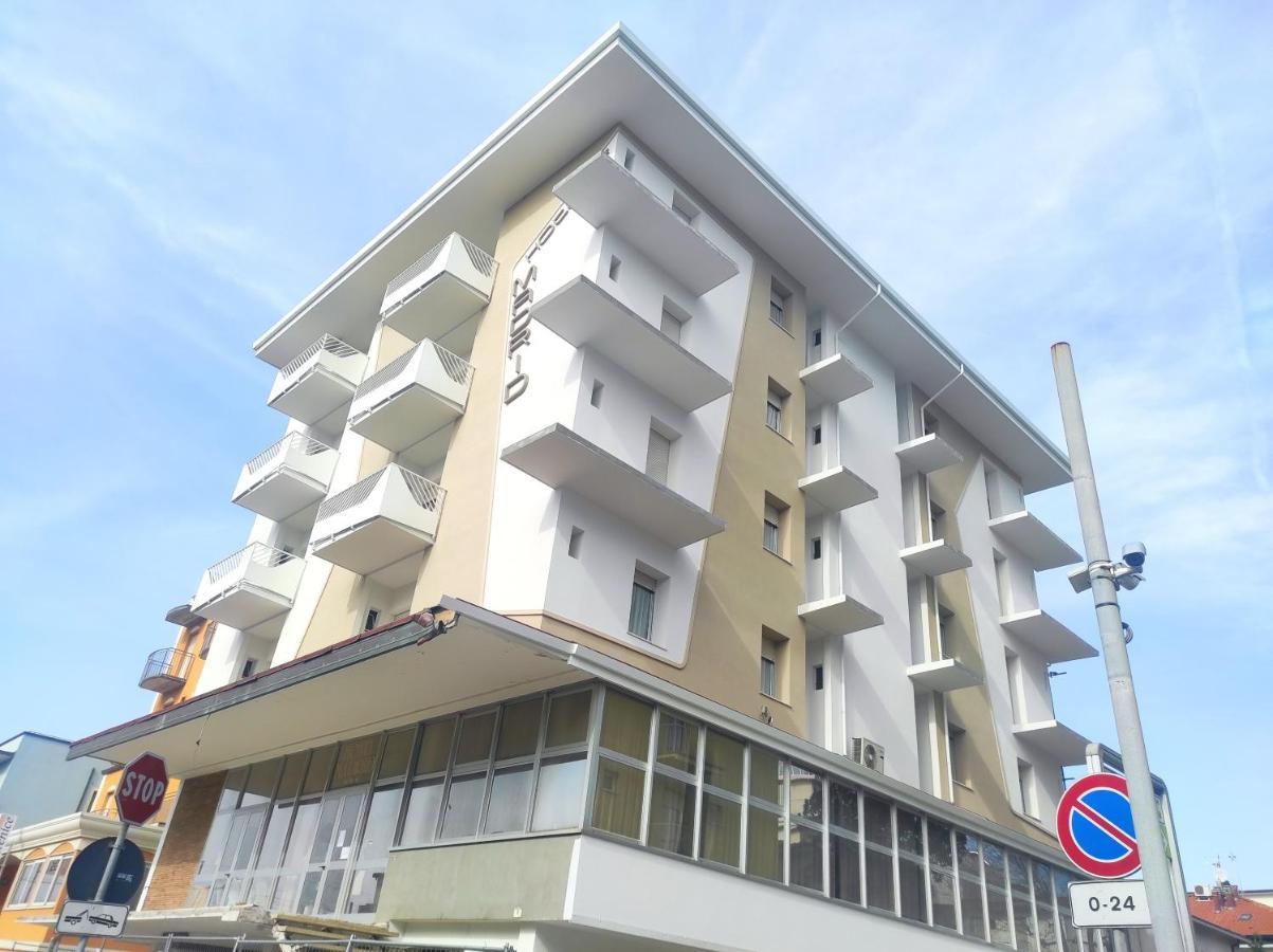 Hotel Madrid Rimini Extérieur photo